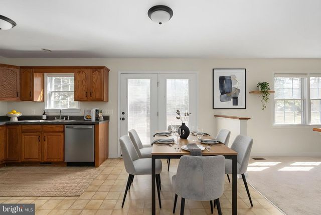 201 LAKE CAROLINE DR, Ruther Glen, VA 22546