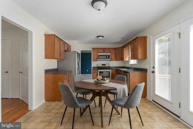 201 LAKE CAROLINE DR, Ruther Glen, VA 22546