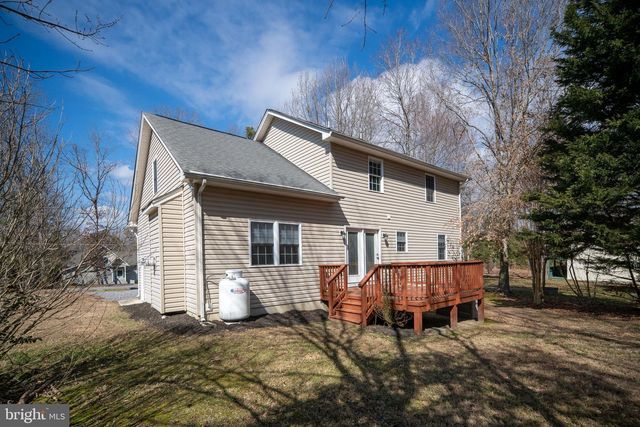 201 LAKE CAROLINE DR, Ruther Glen, VA 22546