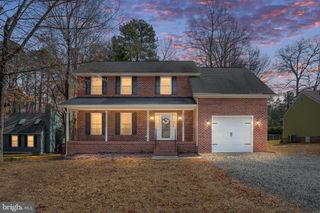 201 LAKE CAROLINE DR, Ruther Glen, VA 22546