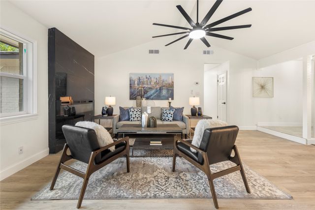126 Sunnydale, Lewisville, TX 75067