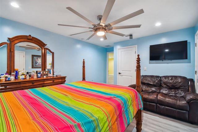 711 EAGLE LANE, Apollo Beach, FL 33572