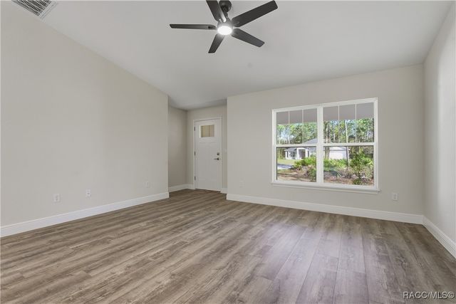 11240 W Dragonhead Drive, Crystal River, FL 34428