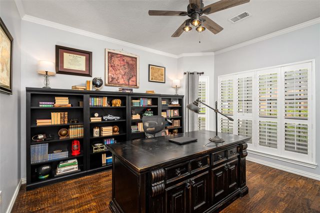 77 S Placid Hill Circle, Spring, TX 77381