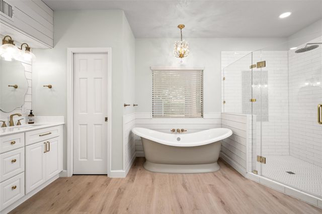 77 S Placid Hill Circle, Spring, TX 77381
