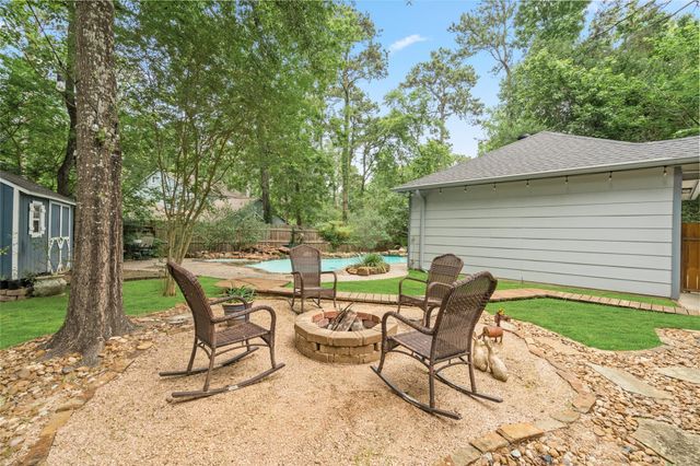 77 S Placid Hill Circle, Spring, TX 77381