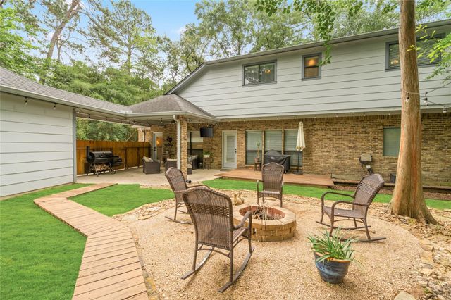 77 S Placid Hill Circle, Spring, TX 77381