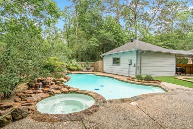 77 S Placid Hill Circle, Spring, TX 77381