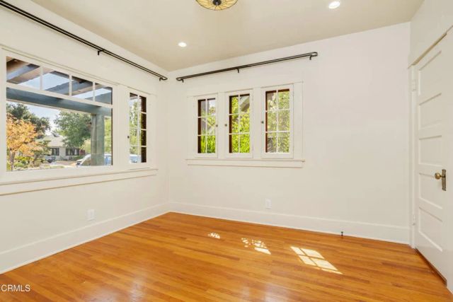 847 S Los Robles Avenue, Pasadena, CA 91106