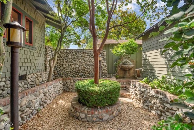 847 S Los Robles Avenue, Pasadena, CA 91106