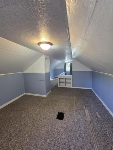 2953 Chiswick Avenue, Wyoming, MI 49509