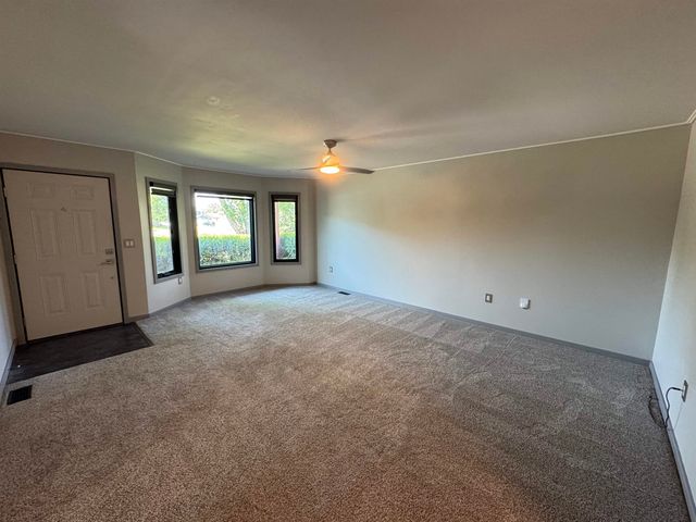 11210 W Jewell St, Wichita, KS 67278