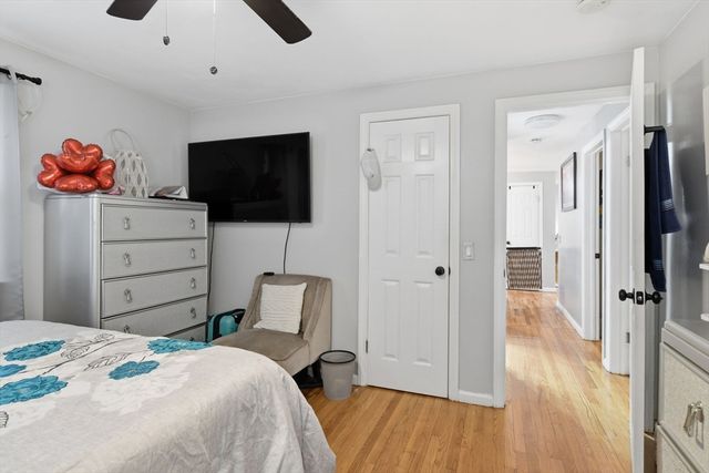569 Cooley St, Springfield, MA 01128