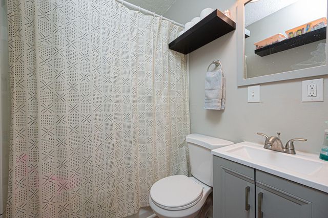 90-92 Burt Street, 90, Columbus, OH 43203