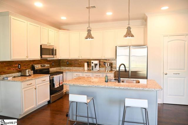 106 Wakelon Drive, Greer, SC 29651