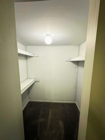 13635 Lamon Avenue A17, Crestwood, IL 60418