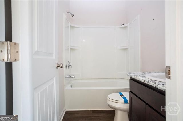 122 Joann Lewis Lane, Hinesville, GA 31313