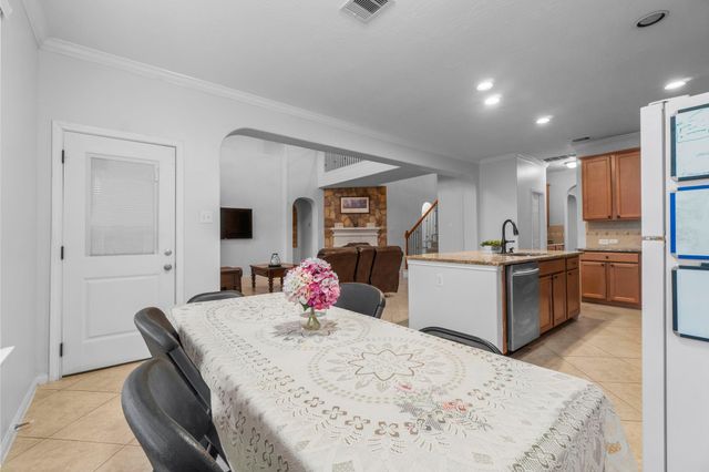 5714 Brookway Willow Drive, Spring, TX 77379