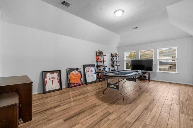 5714 Brookway Willow Drive, Spring, TX 77379