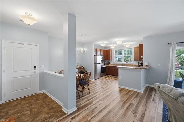 4301 Colindale Rd Apt 208, Chesapeake, VA 23321