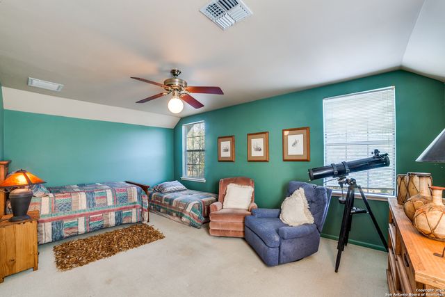 1259 Forest Trail Drive, Bandera, TX 78003