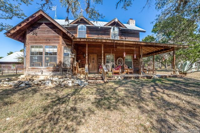 1259 Forest Trail Drive, Bandera, TX 78003