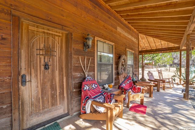 1259 Forest Trail Drive, Bandera, TX 78003