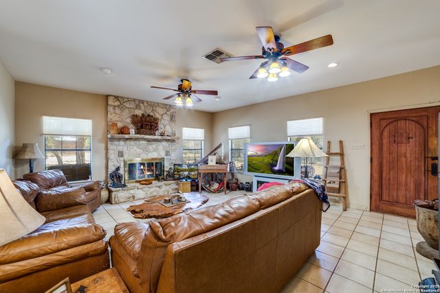 1259 Forest Trail Drive, Bandera, TX 78003