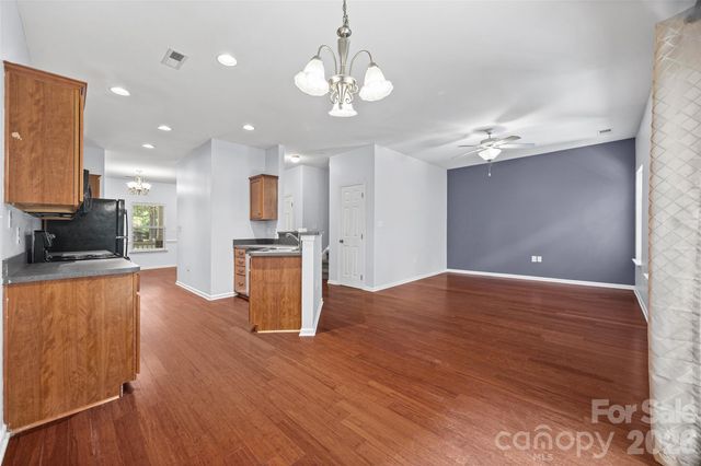 110 Deep Gap Court, Charlotte, NC 28217