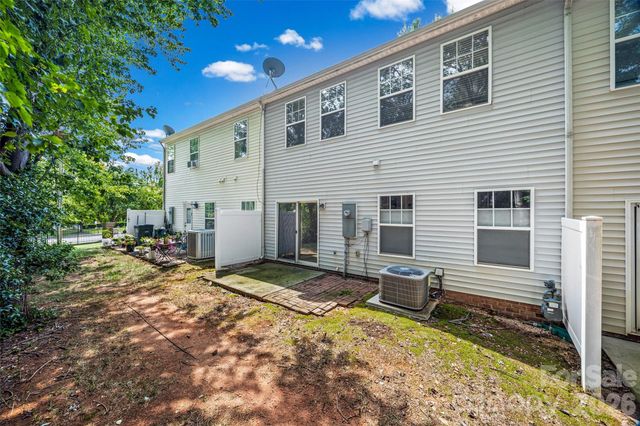 110 Deep Gap Court, Charlotte, NC 28217