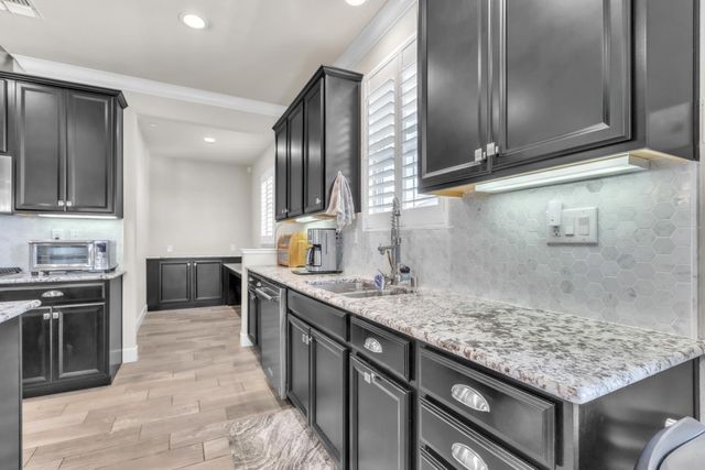 6368 Garland Way, Roseville, CA 95747