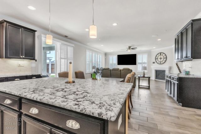 6368 Garland Way, Roseville, CA 95747