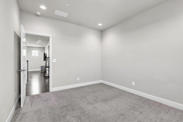 6368 Garland Way, Roseville, CA 95747