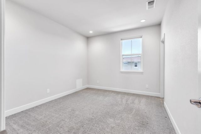 6368 Garland Way, Roseville, CA 95747