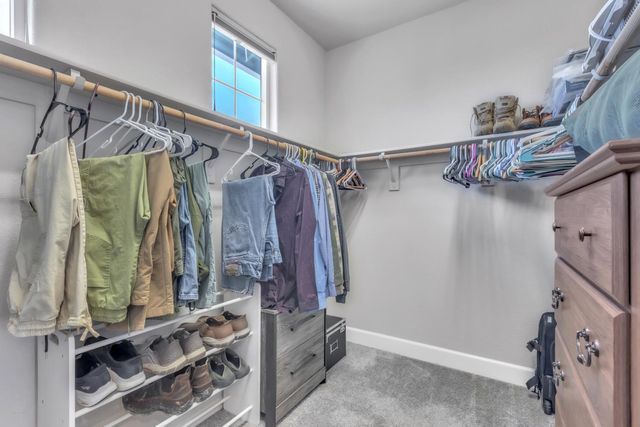 6368 Garland Way, Roseville, CA 95747