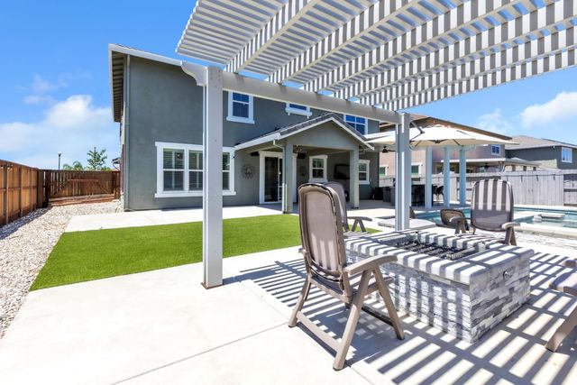 6368 Garland Way, Roseville, CA 95747