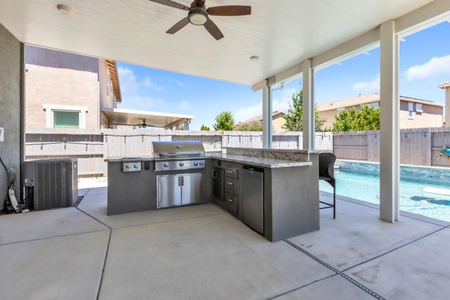 6368 Garland Way, Roseville, CA 95747