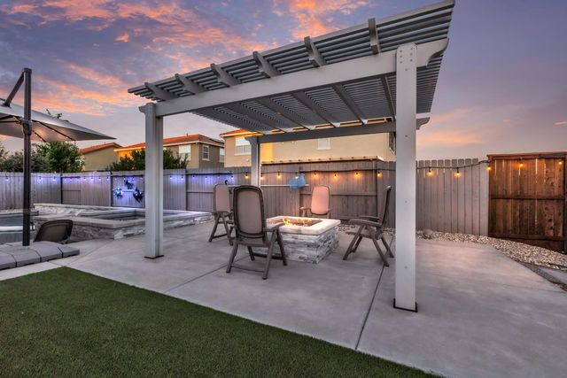 6368 Garland Way, Roseville, CA 95747