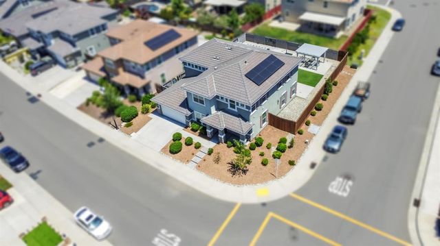 6368 Garland Way, Roseville, CA 95747