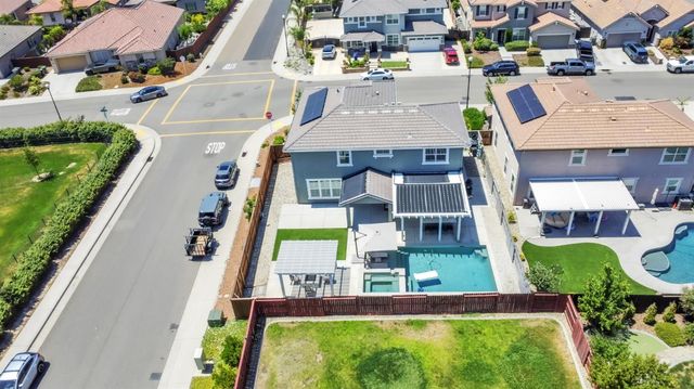 6368 Garland Way, Roseville, CA 95747