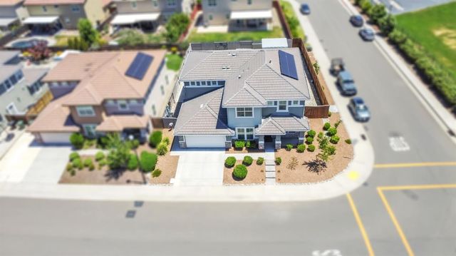6368 Garland Way, Roseville, CA 95747