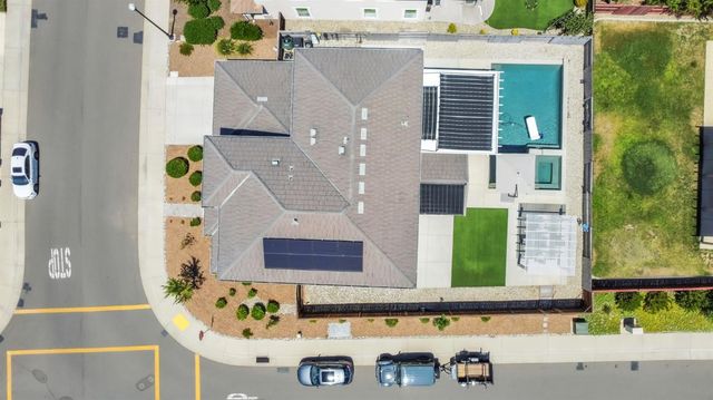 6368 Garland Way, Roseville, CA 95747