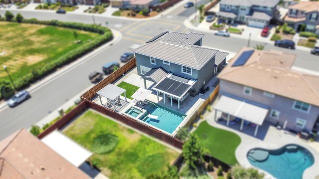 6368 Garland Way, Roseville, CA 95747