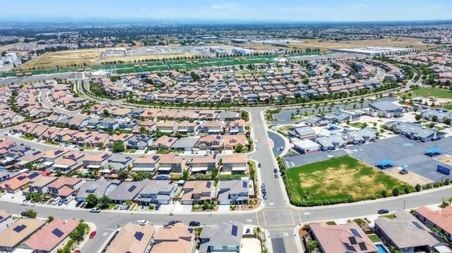 6368 Garland Way, Roseville, CA 95747
