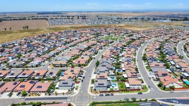 6368 Garland Way, Roseville, CA 95747