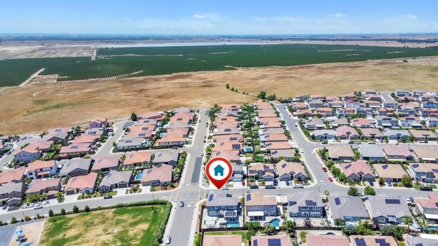 6368 Garland Way, Roseville, CA 95747