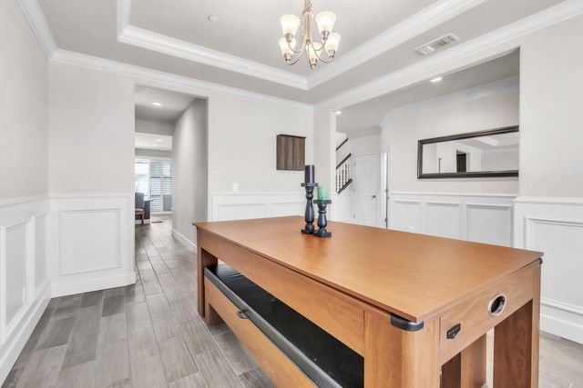 6368 Garland Way, Roseville, CA 95747