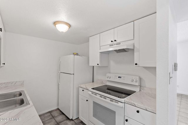 5202 N 42ND Lane, Phoenix, AZ 85019