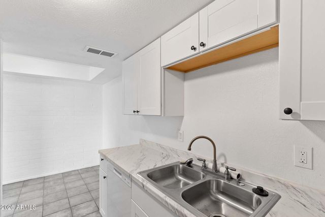 5202 N 42ND Lane, Phoenix, AZ 85019