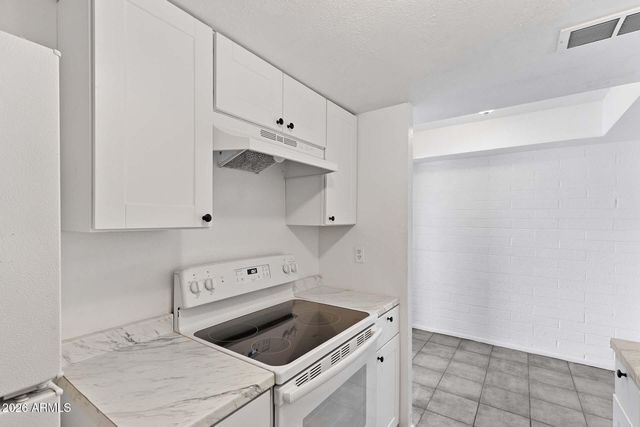 5202 N 42ND Lane, Phoenix, AZ 85019